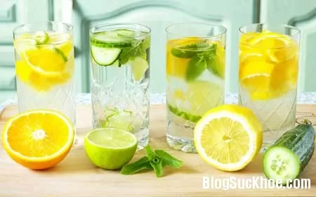 Da trắng mịn màng nhờ dưa leo và chanh