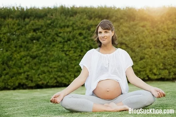 Những lợi ích của yoga trước và sau khi sinh