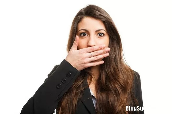 Loại nước ngậm buổi sáng hết ngay mùi hôi miệng