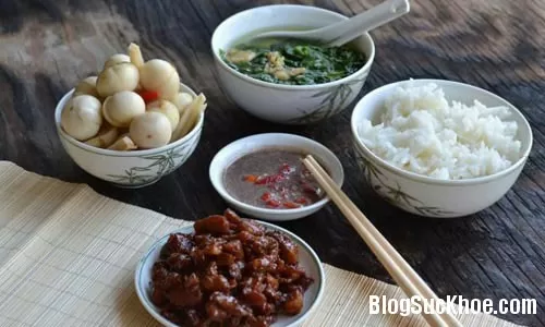 Cách để ăn cà pháo không bị độc