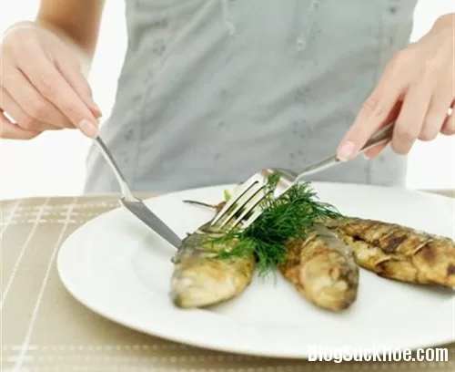 Tuyệt chiêu chữa hóc xương cá hiệu quả trong chớp mắt