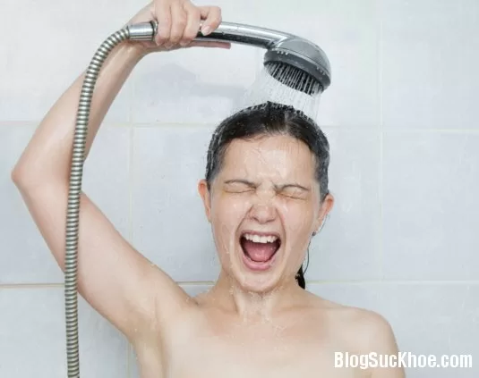 Những lợi ích tuyệt vời khi tắm nước lạnh