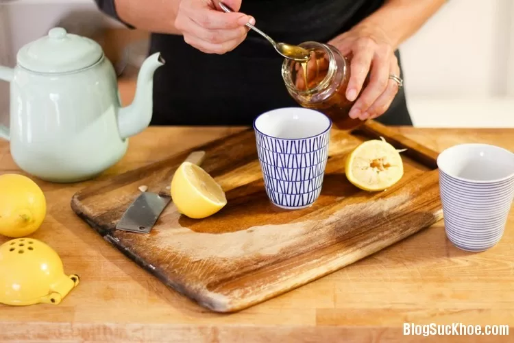 Tác dụng tuyệt vời khi bạn uống mật ong buổi tối