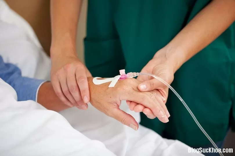 Nguy hiểm của việc tự ý truyền dịch