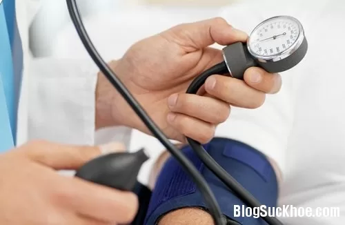 Triệu chứng báo hiệu cần kiểm tra ngay tuyến thượng thận