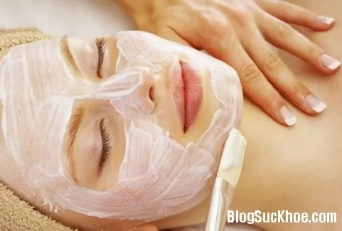 Mặt nạ từ sữa ong chúa cho bạn làn da trắng mịn