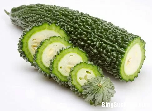 Mẹo dùng mướp đắng dưỡng da trắng sáng, mịn màng