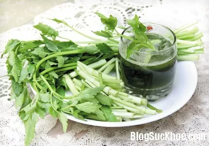 Rau cần nước chữa mất ngủ, đau đầu