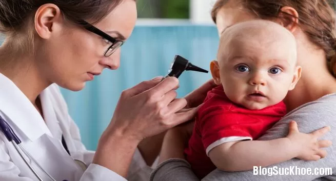 Những điều cần biết về bệnh điếc ở trẻ dưới 1 tháng tuổi