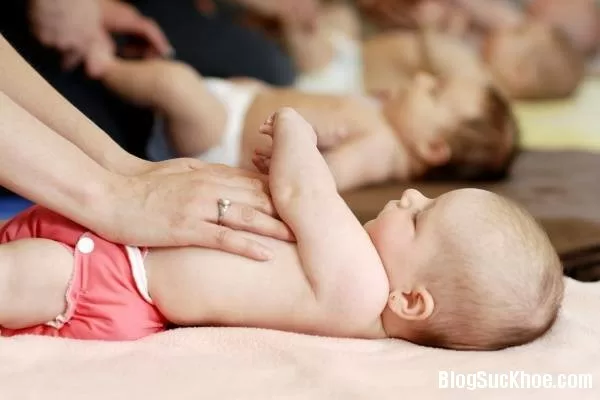 Bí quyết nằm lòng để chăm sóc con luôn khỏe mạnh