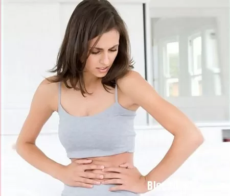 Mẹo hết đau bụng kinh không cần uống thuốc trong 5 phút