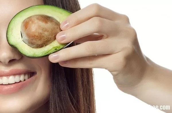 Da đẹp, tóc khỏe đơn giản nhờ quả bơ