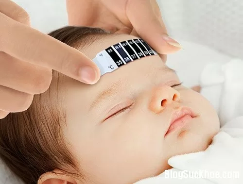 Kinh nghiệm chăm con sốt virus khi giao mùa