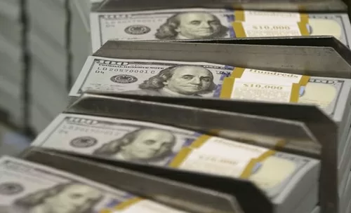 Nghị sĩ Nga Mikhail Degtyaryov muốn cấm dùng USD
