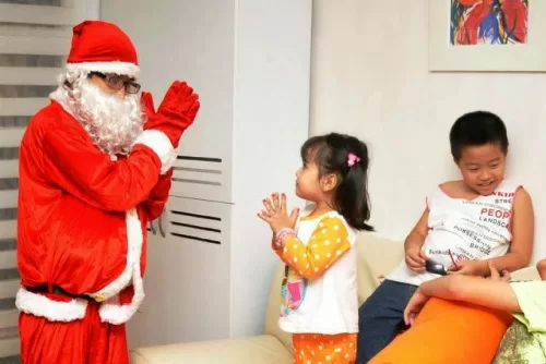 Những dịch vụ độc, lạ nhanh chóng hút khách mùa Giáng sinh