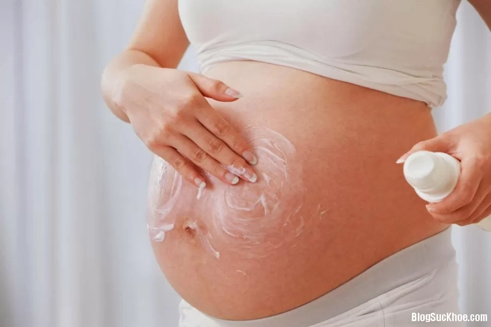 Tuyệt chiêu giúp mẹ bầu giảm triệu chứng ngứa toàn thân