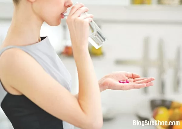 Nước gì tốt nhất để uống thuốc?