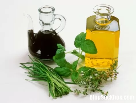 4 bài tập đơn giản chữa đau đầu, mất ngủ