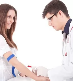 Chúng ta nên kiểm tra sức khỏe ở những mốc tuổi nào?