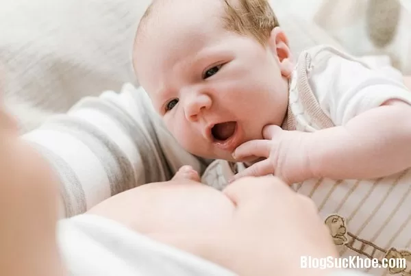 Nguyên nhân có máu trong sữa mẹ