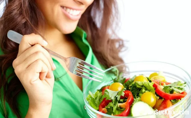 Một số lợi ích của việc ăn thực phẩm sống hàng ngày