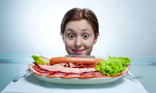 Những cách để trị cơn thèm ăn cực hiệu quả để giảm nguy cơ tăng cân
