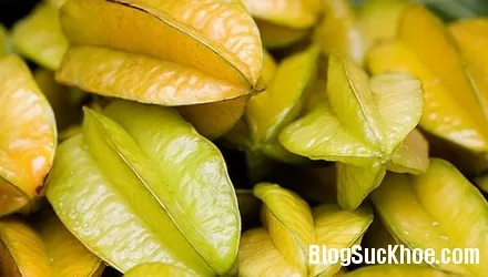 Khế giúp giảm đau, hạ sốt, chữa sưng lợi, hết lở miệng