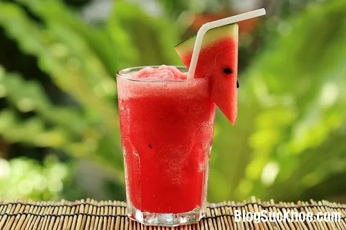Nước ép dưa hấu - hạt tiêu có tác dụng gì?