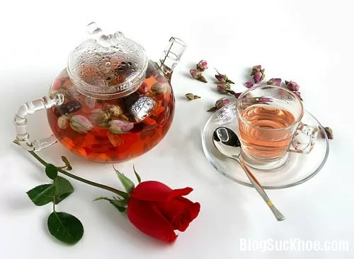 Lợi ích làm đẹp và sức khỏe từ hoa hồng