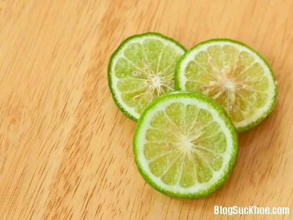 Lý do bạn nên bổ sung chanh vào chế độ hàng ngày