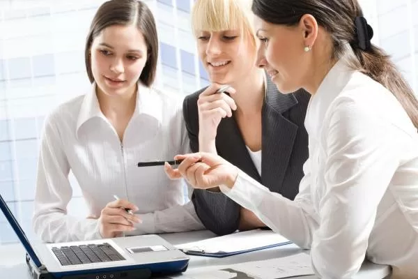 4 thói quen mà chị em công sở cần tránh nếu muốn chóng có con