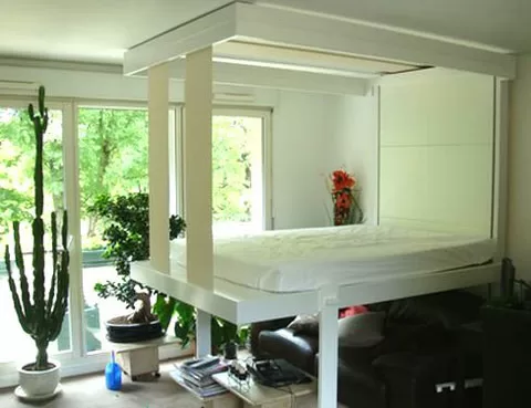 Biển hoá không gian nhà độc đáo với giường treo