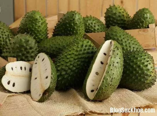 Ai không nên ăn mãng cầu xiêm?