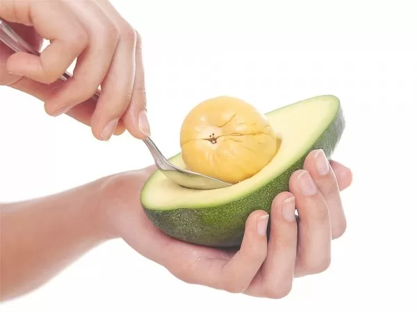 Những lưu ý cần thiết khi bạn ăn bơ