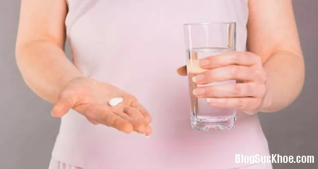 Lưu ý những bất lợi khi dùng thuốc trị ợ nóng