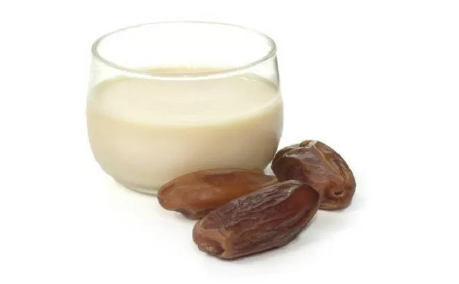 Công thức làm sữa chà là chữa bệnh ho khan