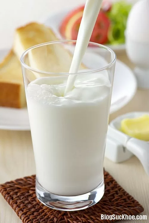 10 loại thực phẩm ăn sai thời điểm không tốt cho sức khỏe