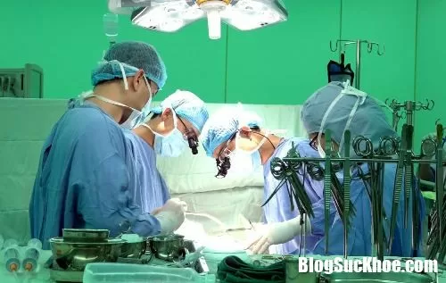 Khi nào thì cơn đau thắt ngực cảnh báo bạn bị bệnh tim