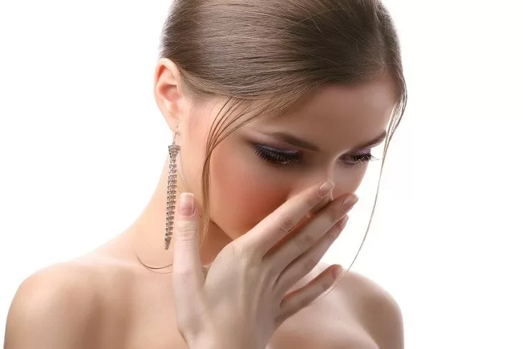 Hôi miệng có thể đang cảnh báo nhiều bệnh nguy hiểm