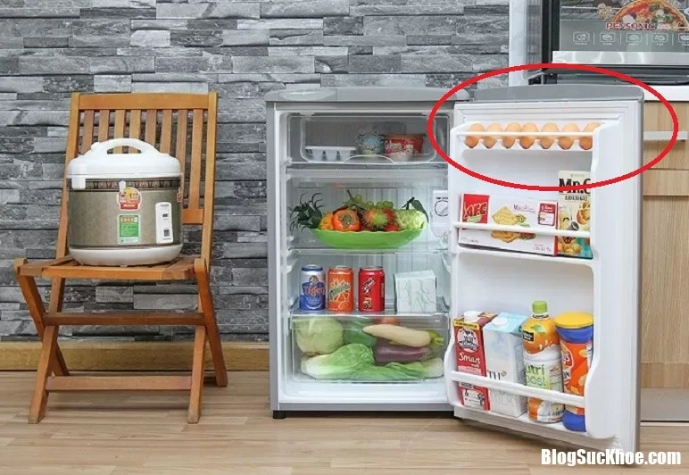 Thói quen bảo quản trứng trong cánh cửa tủ lạnh là một sai lầm gây hại cho sức khỏe