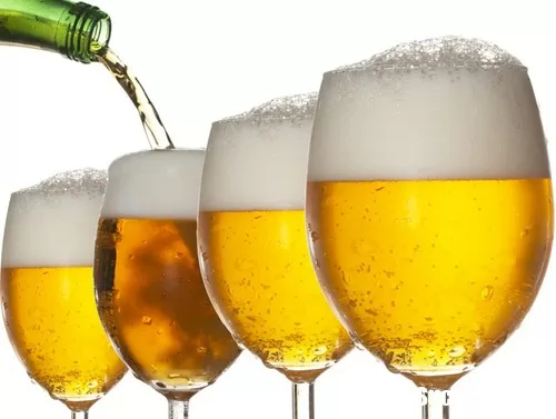 Ngày nóng uống cốc bia giải nhiệt có thể làm tăng nguy cơ suy giảm não bộ