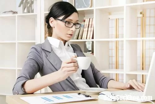 Cần tránh xa 7 loại thực phẩm này khi bị căng thẳng