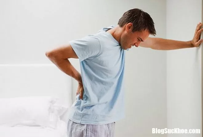 Nên đi khám thận ngay nếu có hiện tượng đi tiểu như thế này
