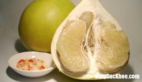 Chữa hôi miệng, giải rượu với bưởi