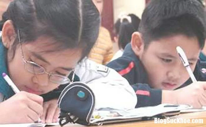 Suy thận mạn đang tấn công lứa tuổi học đường