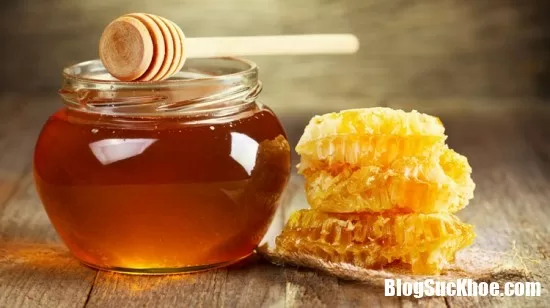 Dùng sai mật ong khiến sức khỏe ngày càng suy yếu