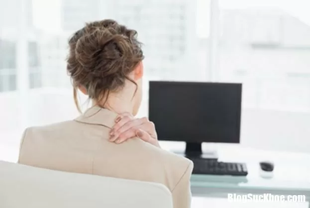 Tại sao thoái hóa đốt sống cổ lại có thể gây thiếu máu não?