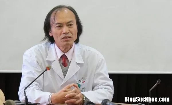 Những việc không nên làm khi bé bị sốt cao