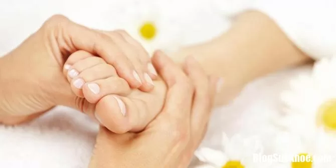 Hội chứng tê chân là dấu hiệu cảnh báo cực nguy hiểm đối với chị em phụ nữ