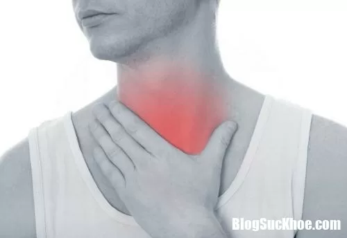 Cẩn thận triệu chứng của ung thư nếu nuốt nước bọt nghe hôi